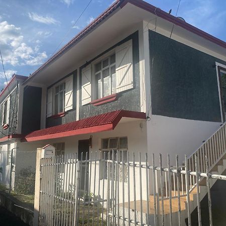 Viksh Seaview Apartment 라 골레트 외부 사진