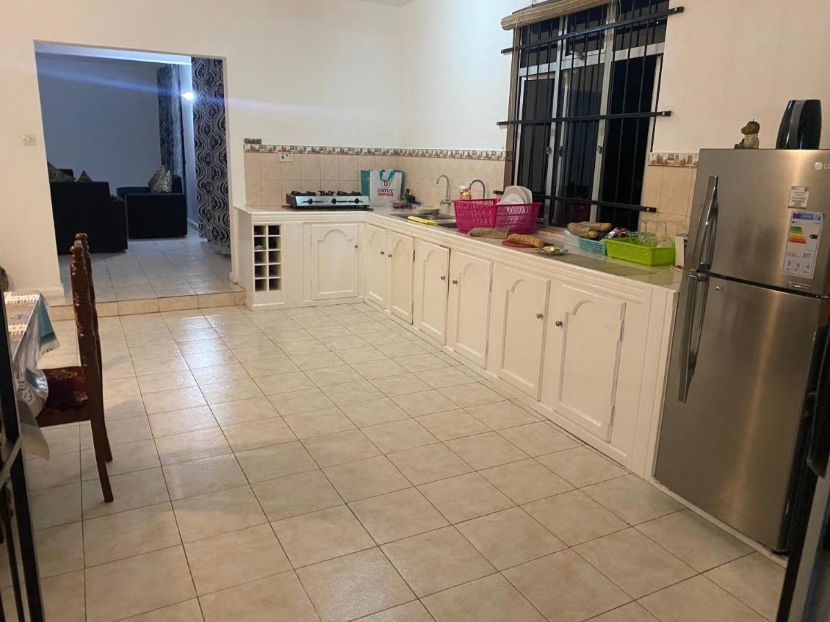 Viksh Seaview Apartment 라 골레트 외부 사진